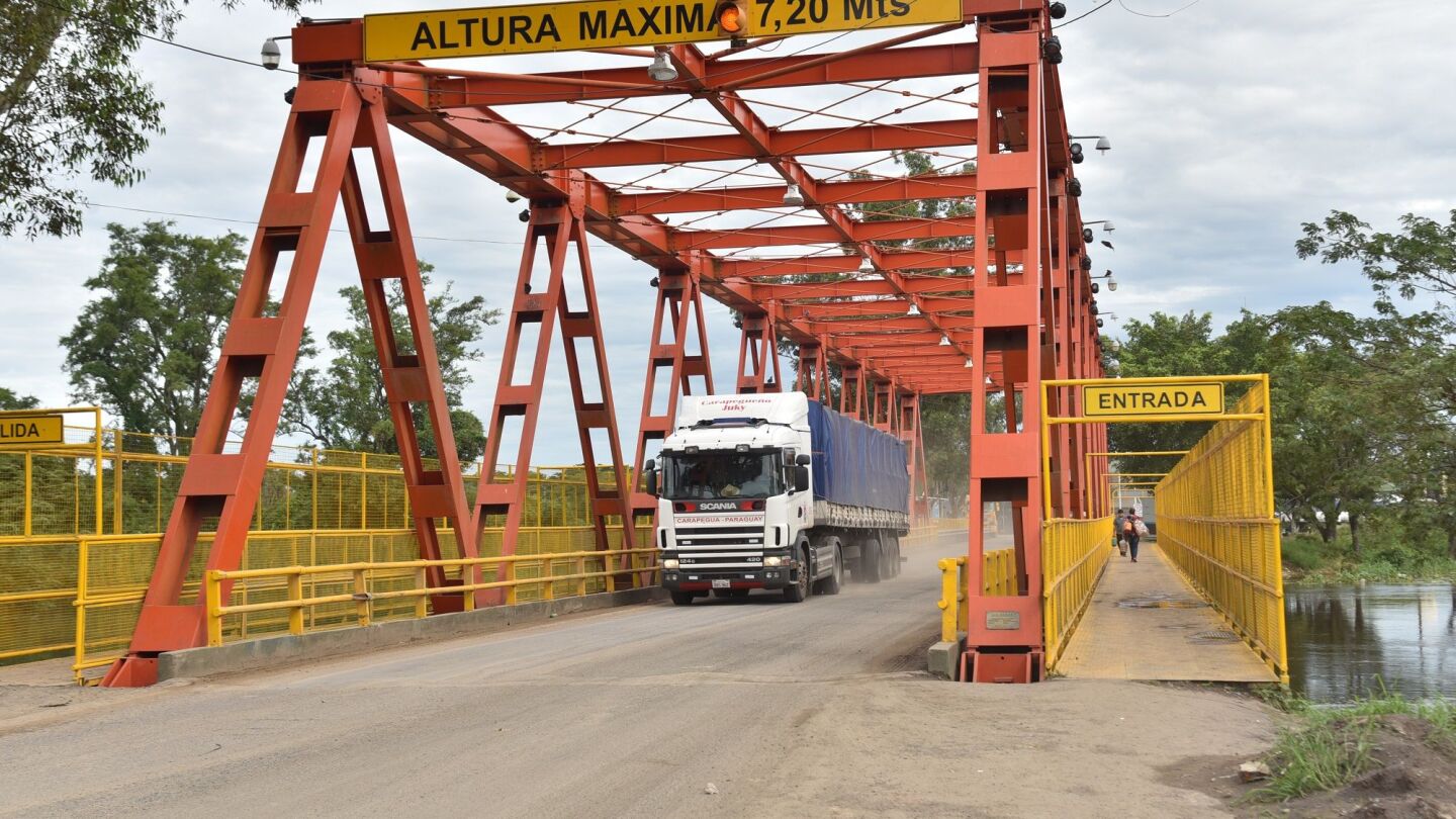 Argentina iniciar&aacute; procedimientos para abrir cruces de Formosa con Paraguay